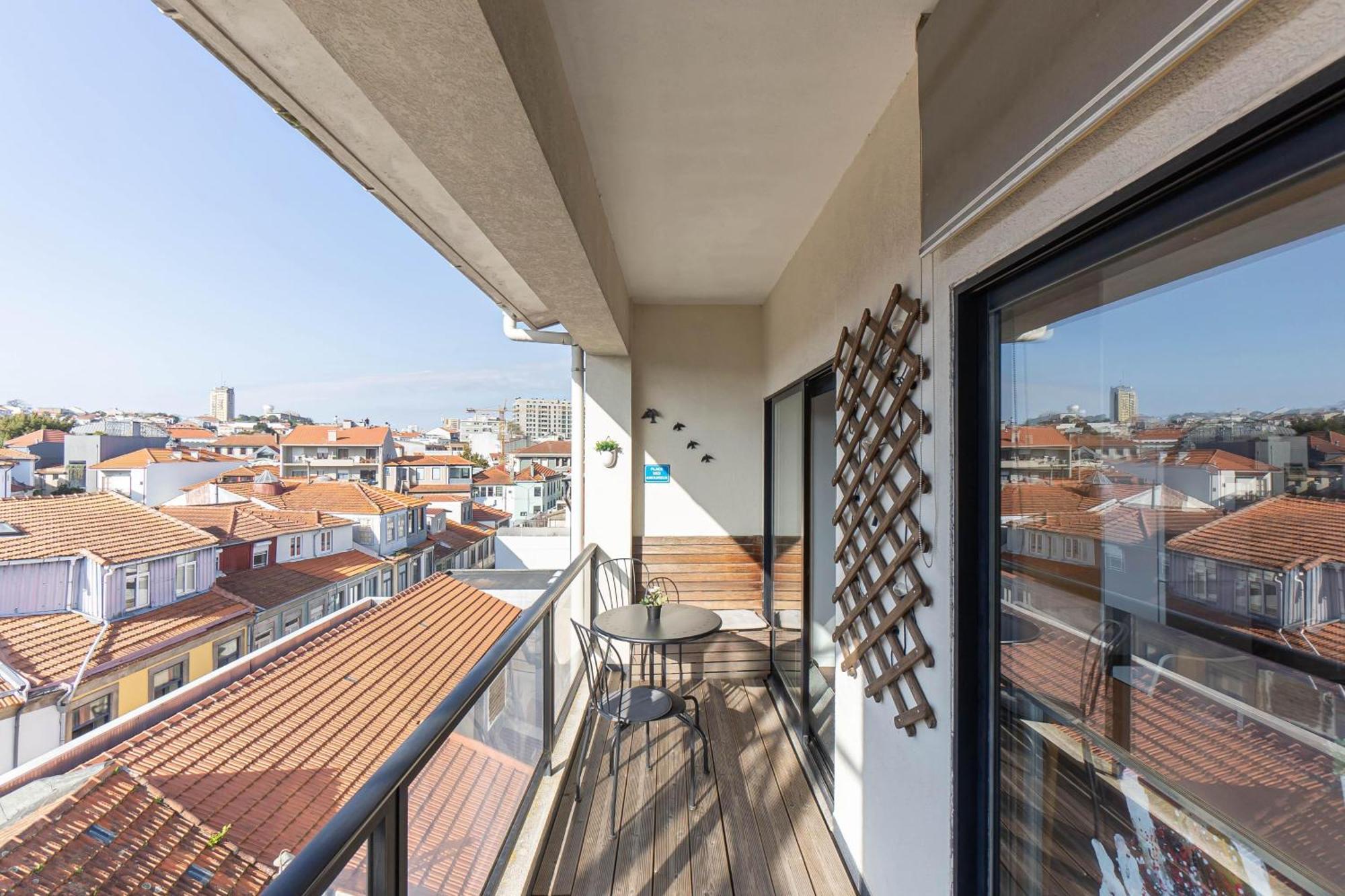 Top Floor Apartment With Sunny Balconies OOporto Exteriör bild